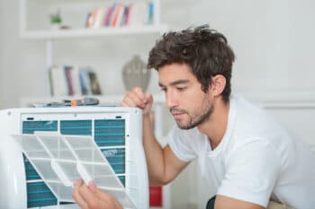 checking the filter of an ac