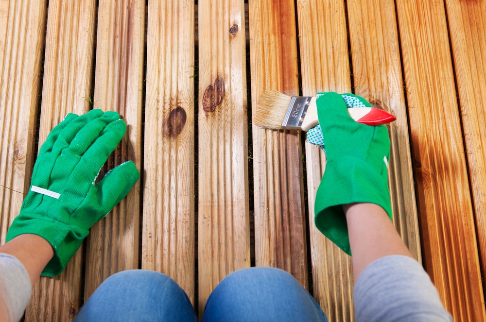 which is better decking oil or stain