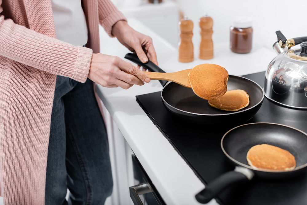 how to make pancakes in a frying pan